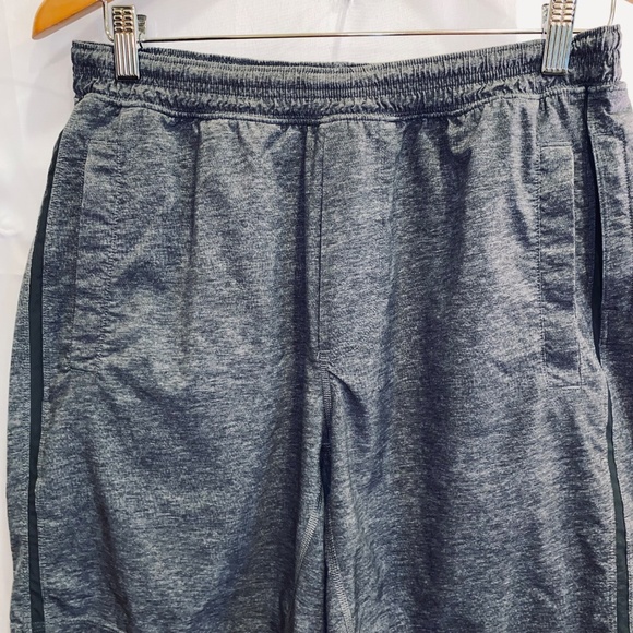 Lululemon Mens Heather Gray 10” Lined Pace Breaker Athletic Shorts sz S - Picture 4 of 10